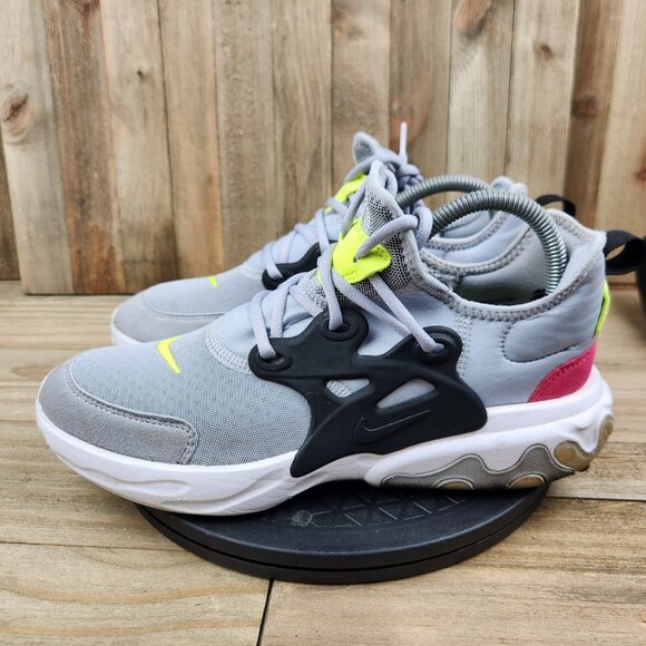 Womens Nike React Presto size 8 (7Y) Athletic Running Shoes - Picture 1 of 9